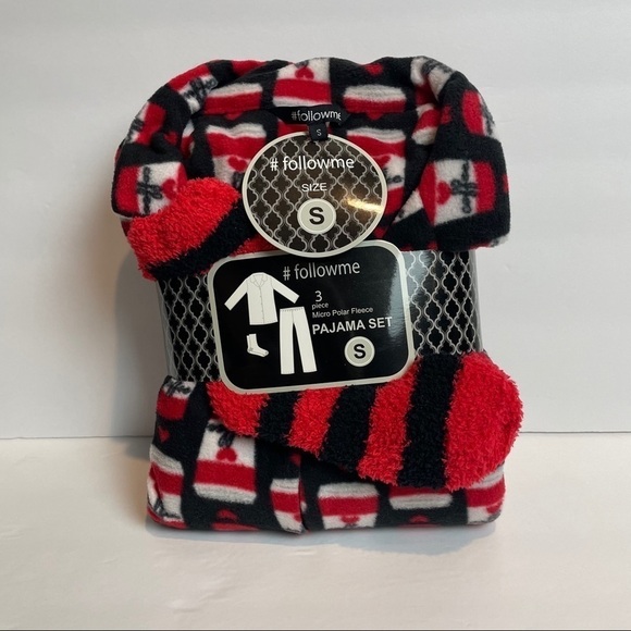 Follow Me PolarFleece Pajama Set NWT - Picture 8 of 8